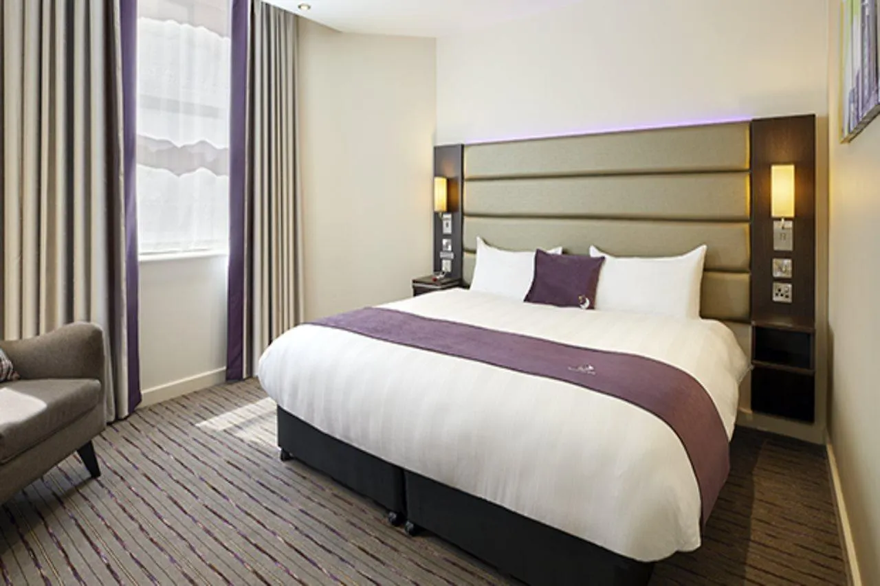 Premier Inn Edinburgh A1 - Newcraighall Hotel