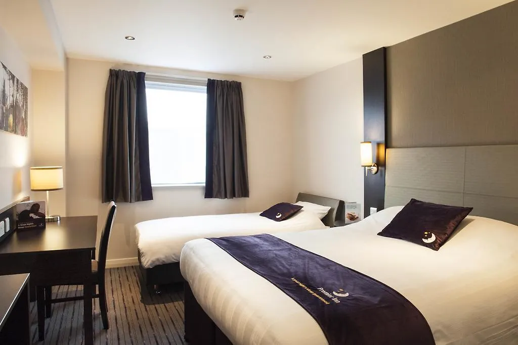 Premier Inn Edinburgh A1 - Newcraighall 3*,